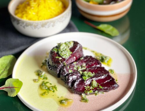 Randen-Steak mit Salsa Verde und Safran-Pilaw-Reis
